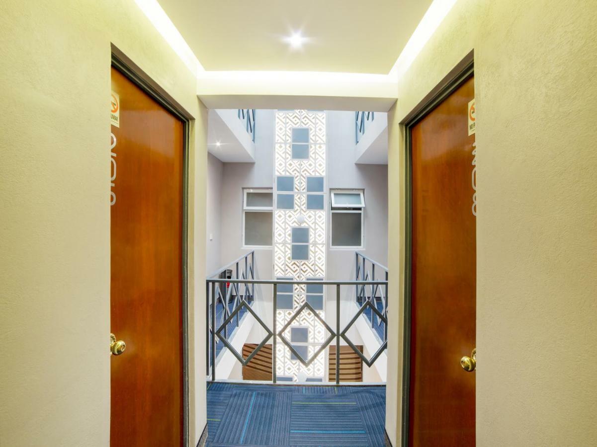 Hotel Monarca Mexico by Eksteriør bilde